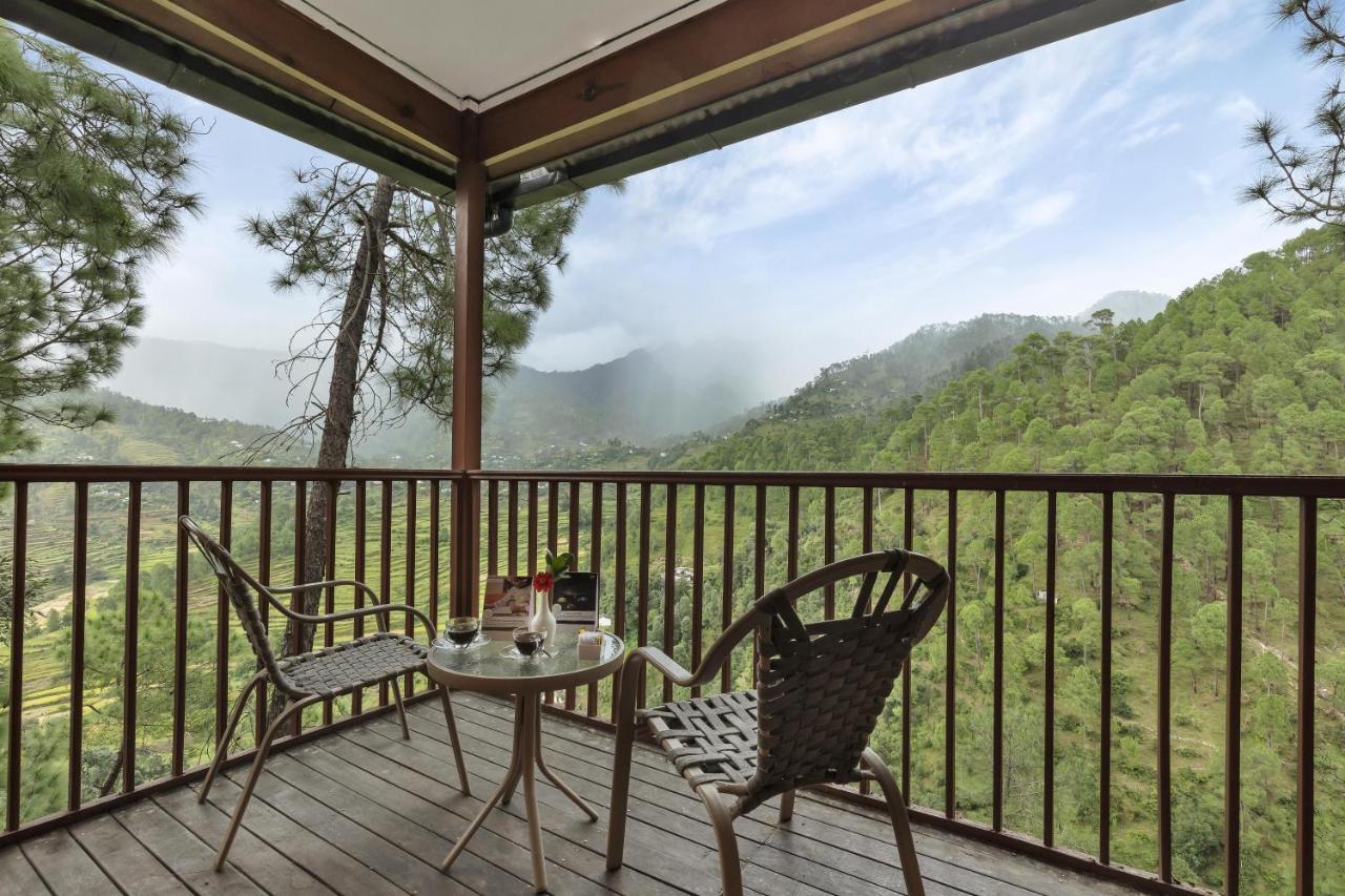 Club Mahindra Binsar Villa Almora Buitenkant foto